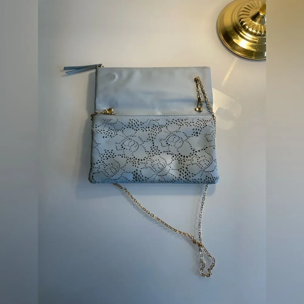Urban expressions baby blue bag with gold chain